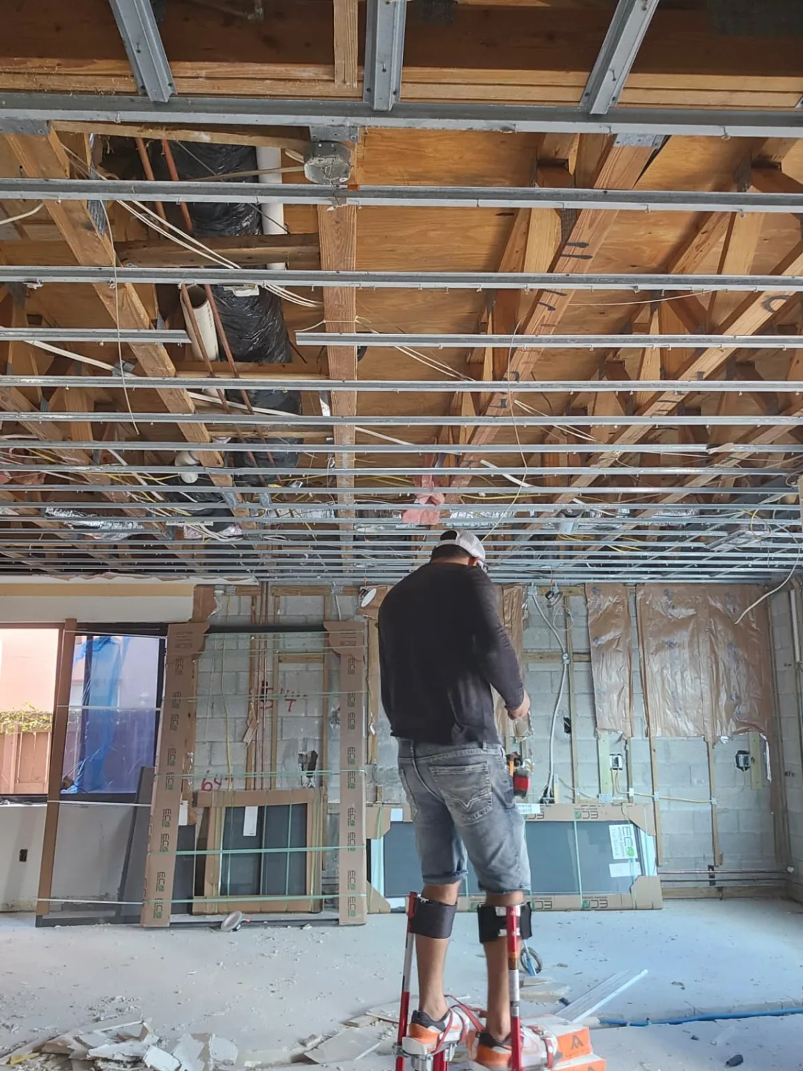 Interior unit being prepared during a property turnover by JT Express Solutions in Miami